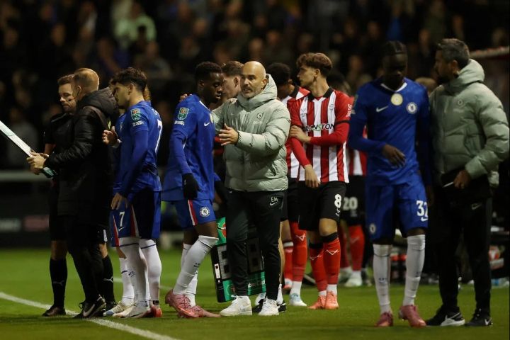Enzo Maresca Ngamuk ke Semua Pemain Chelsea di Ruang Ganti Sebelum Comeback Lawan Lincoln City