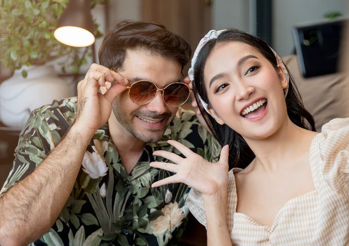 5 Tahapan Hubungan Romantis: Yuk Kenali, biar Cintamu Lebih Awet!
