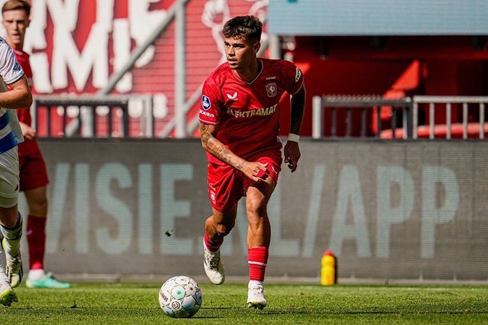 Ricky van Wolfswinkel Buka Suara Soal Situasi Mees Hilgers di FC Twente