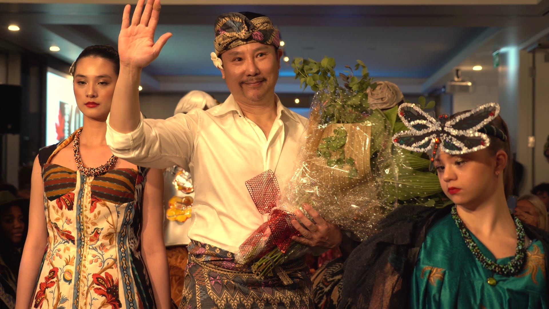 Juan Iskandar Guncang Montreal Fashion Week 2025 dengan Koleksi “Cocoon”