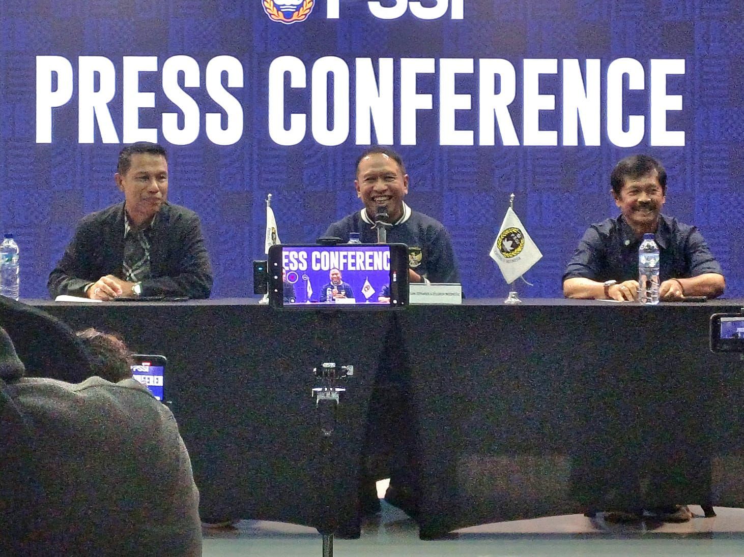 Tunjuk Indra Sjafri di SEA Games 2025, PSSI Tegaskan Gerald Vanenburg Tetap Pelatih Timnas Indonesia U-23