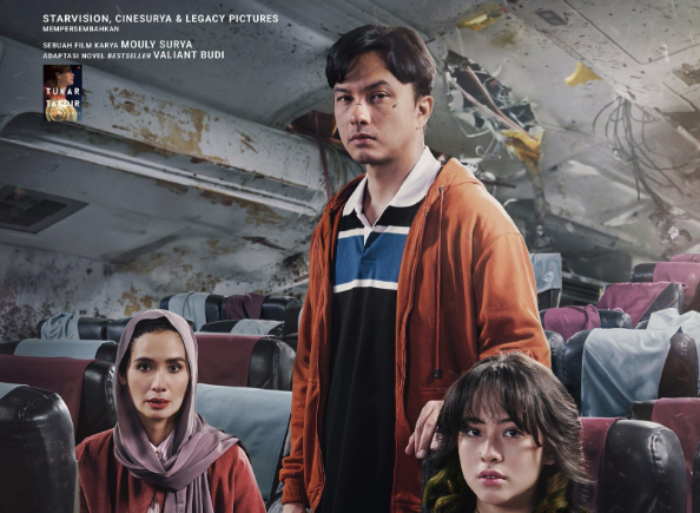 Sinopsis Tukar Takdir , Film Terbaru Nicholas Saputra tentang Tragedi Kecelakaan Pesawat