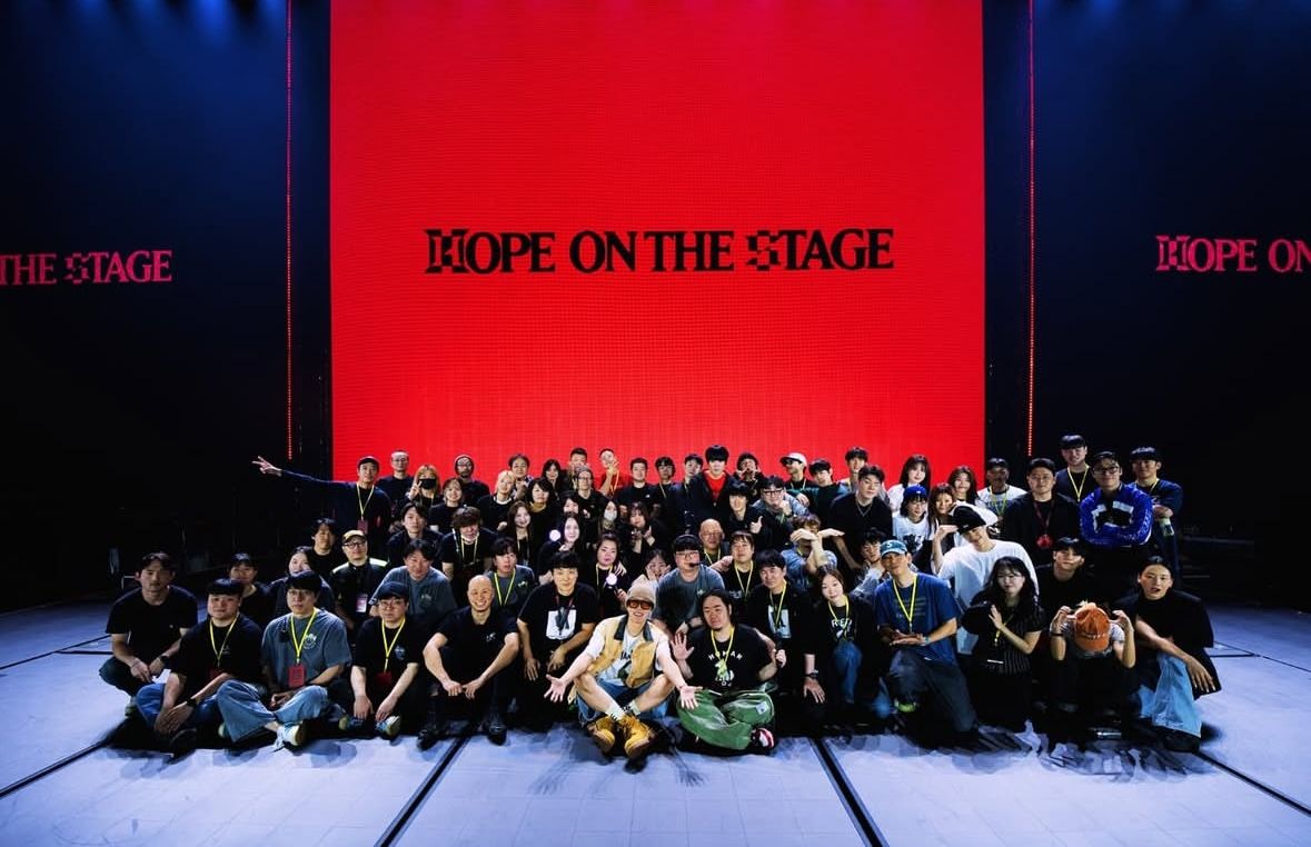 J-Hope BTS Akan Rilis Film Konser Solo Hope on the Stage the Movie November 2025