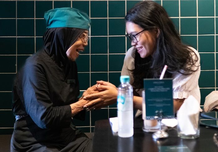 2 Tahun Pekerjakan Lansia, Uma Oma Cafe Luncurkan Oma Foundation