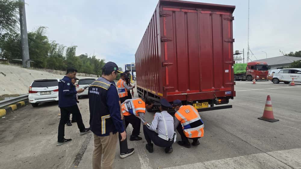 Pengelola Tol Lampung Razia Kendaraan ODOL, 16 Kendaraan Ditilang