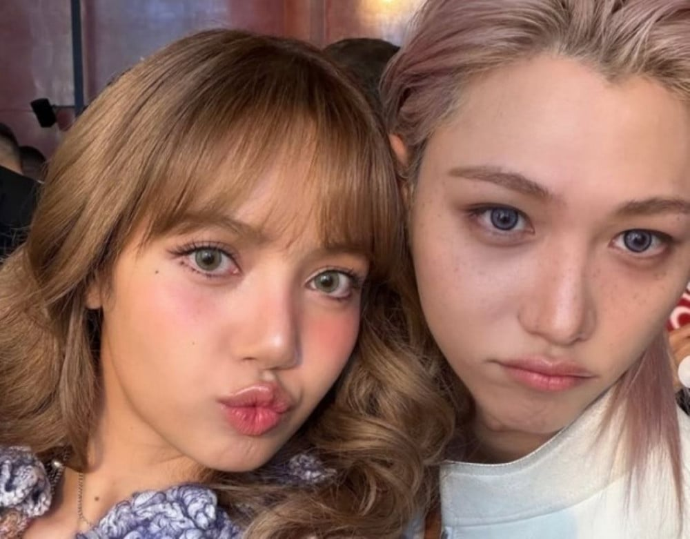 Intip Kelucuan Lisa Blackpink dan Felix Stray Kids di Fashion Show Paris! Bak Kakak Adik