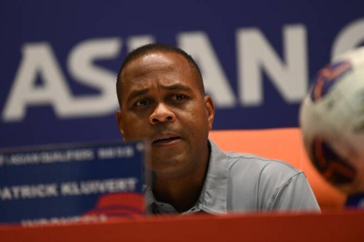 Patrick Kluivert Dipecat Sebagai Pelatih Timnas Indonesia, Netizen: Mana Permintaan Maafnya?