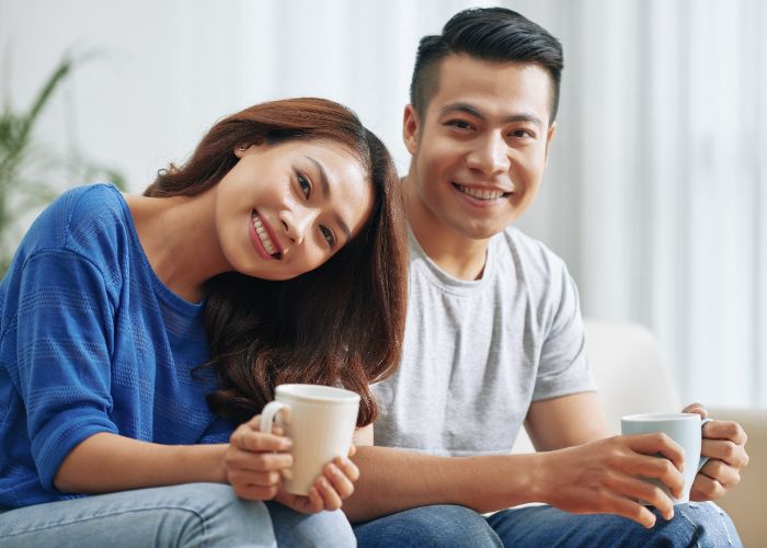 5 Cara Berteman dengan Mantan Tanpa Baper, Biar Move On Sepenuhnya!
