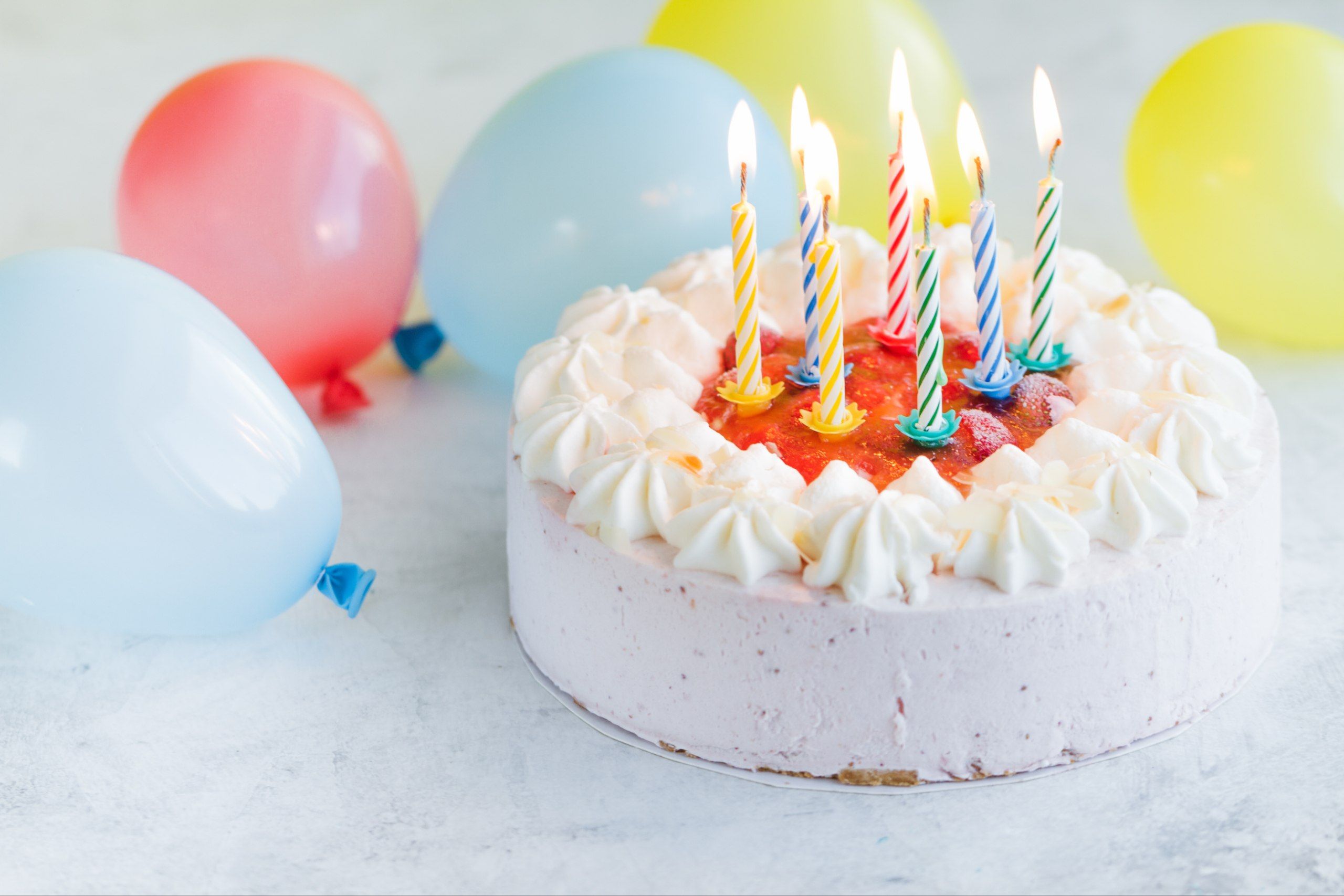5 Arti Mimpi Beli Kue Ulang Tahun Menurut Primbon Jawa, Pertanda Apa?