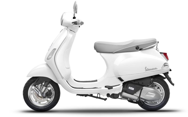 Mending Vespa Matic LX 150 atau Primavera Terbaru? Cek Perbandingan Keduanya di Bawah Ini