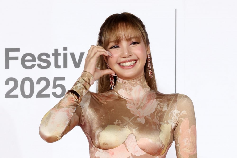 Lisa BLACKPINK Syuting di Kemang Jaksel, Polisi Amankan Lokasi hingga Dini Hari