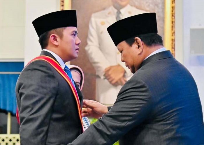 Profil Teddy Indra Wijaya: Karier, Pendidikan, hingga Gajinya Sebagai Seskab