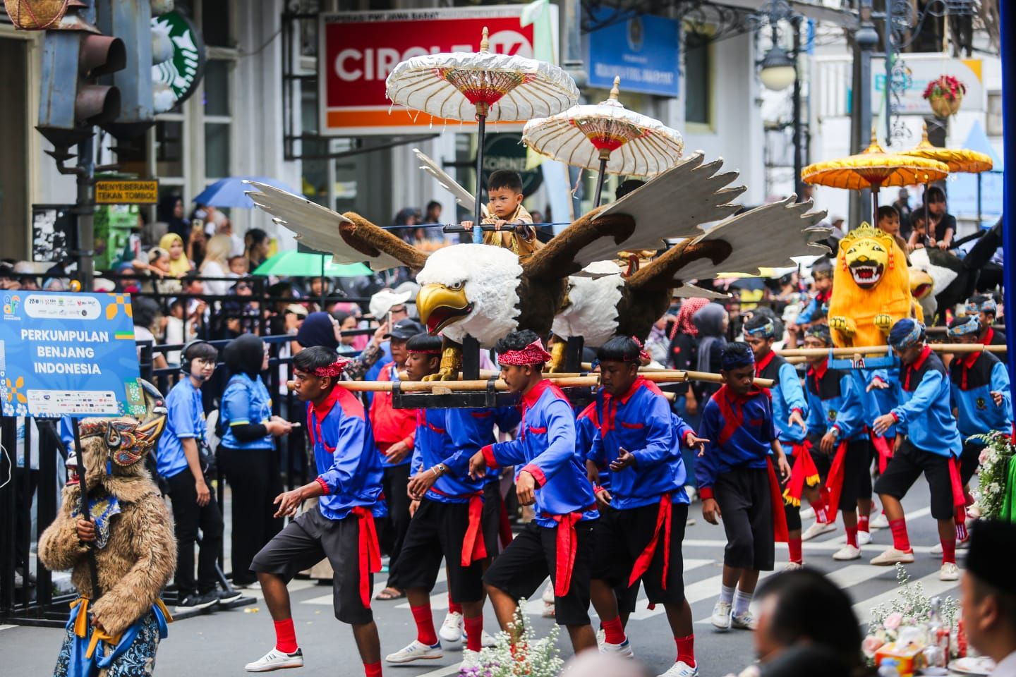 Kemeriahan Asia Africa Festival 2025 Warnai Akhir Pekan di Kota Bandung