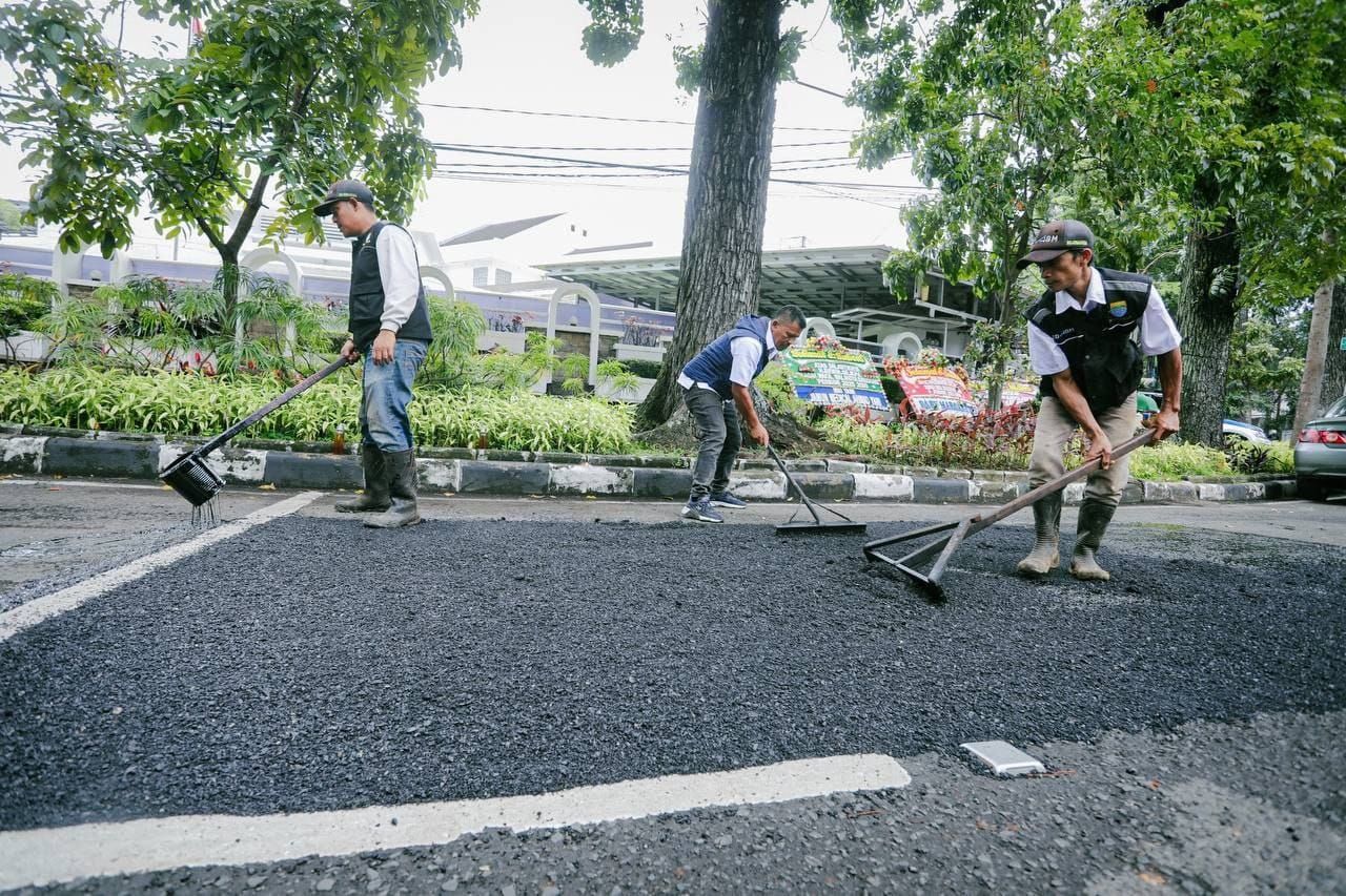 DSDABM Kota Bandung Targetkan Perbaikan Jalan Sepanjang 29,52 Kilometer, Capaian Sudah Tembus 89 Persen