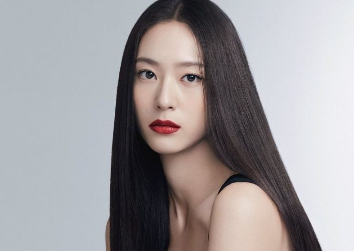 Krystal f(x) Comeback, Siap Rilis Album Solo Pertama Setelah 16 Tahun Debut