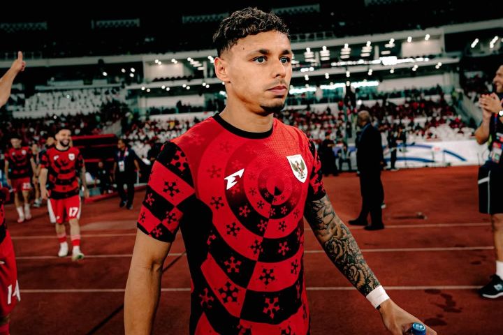 Bukan Cuman Maarten Paes, Media Belanda Sebut Pemain Timnas Indonesia Ini Juga Layak Bela Ajax