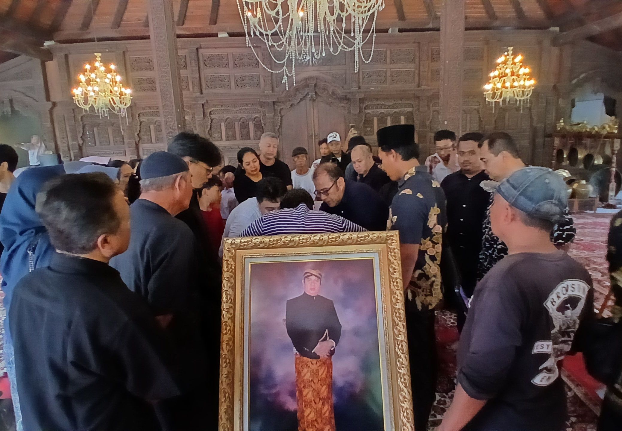 Dalang Legendaris Ki Anom Suroto Tutup Usia, Putra-putranya Ungkap Momen Terakhirnya
