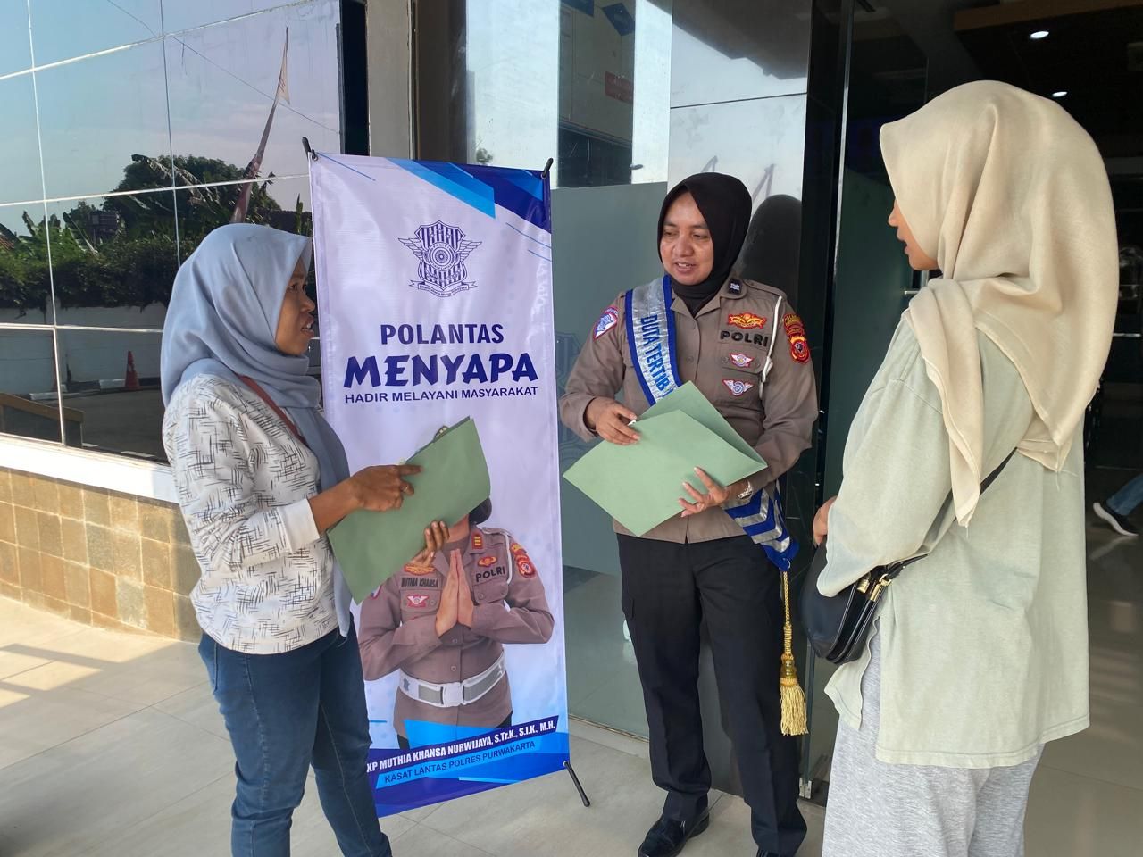 Polantas Menyapa: Satlantas Purwakarta Gencarkan Edukasi Pelayanan SKCK