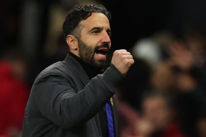 Ruben Amorim Akui Banyak Belajar di Tahun Pertamanya Bersama Manchester United yang Kini Mulai Membaik