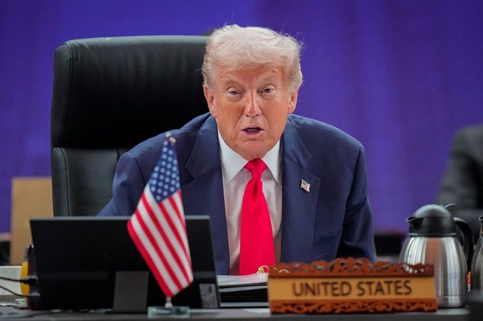 Makin Panas, Trump Dikabarkan Minta Nicolas Maduro Mundur Via Telepon