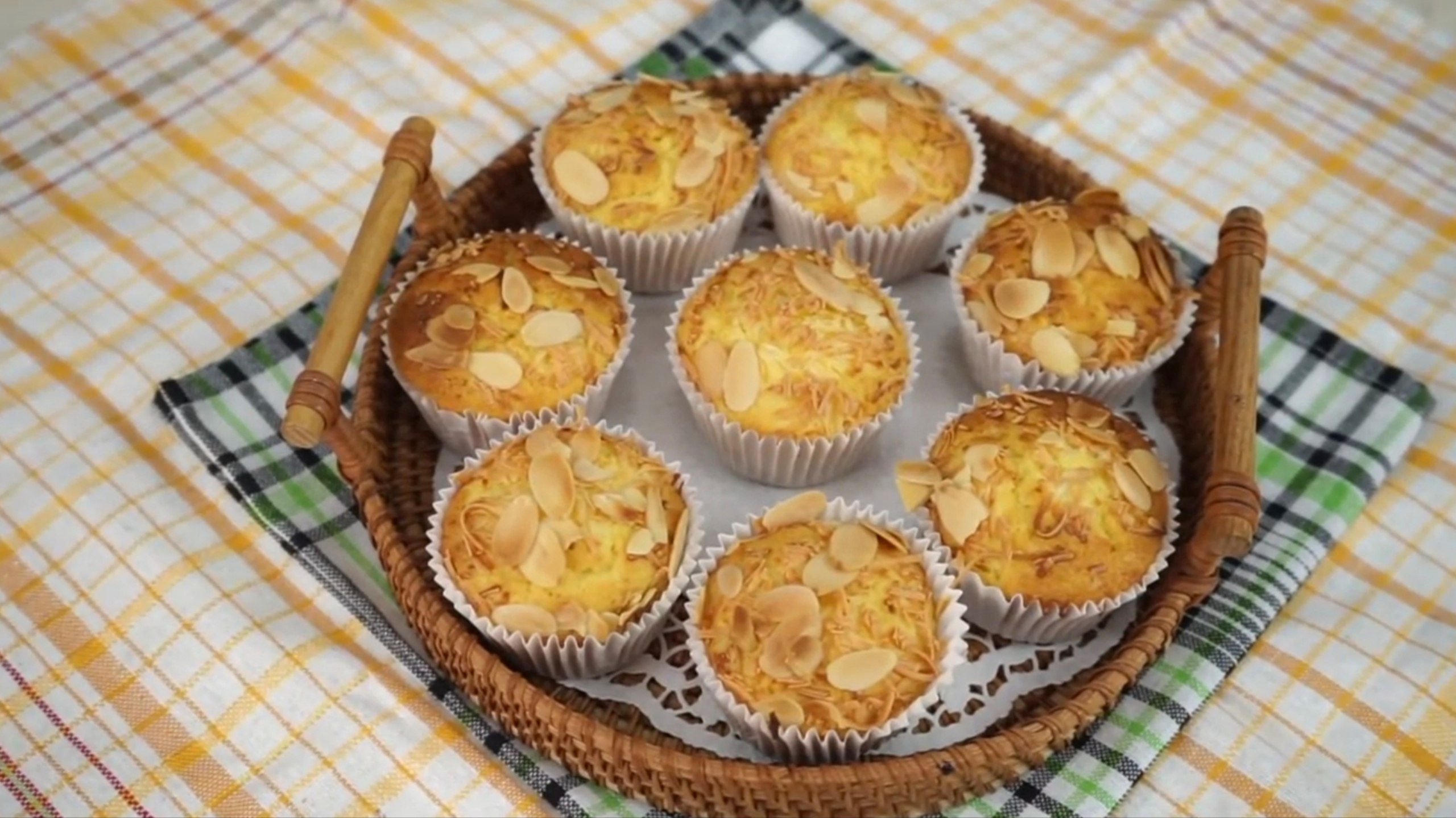 17 Ide Nama Usaha Muffin Tape Keju yang Unik, Kekinian, dan Mudah Diingat