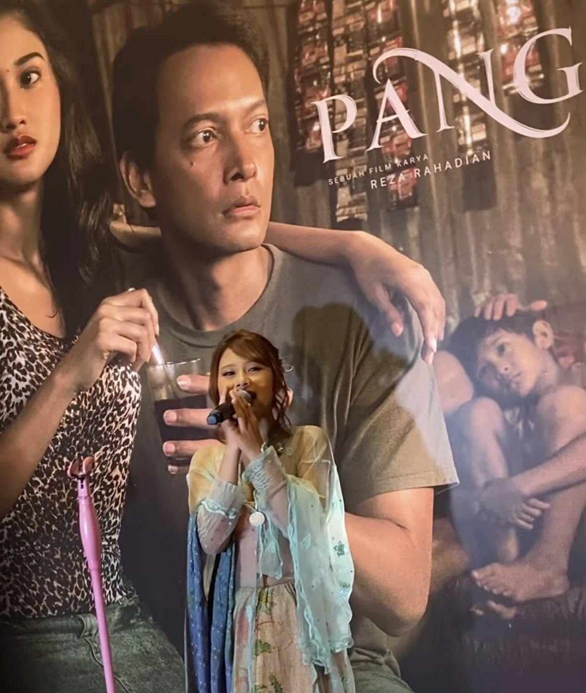 Lagu Rayuan Perempuan Gila Nadin Amizah Jadi OST Film Pangku Karya Reza Rahadian