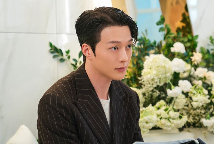 Jang Ki Yong Tampil Kharismatik Jadi Tim Leader di Drakor Romantis Terbaru ‘Dynamite Kiss’