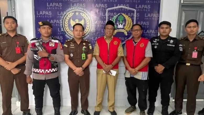 Kejari Halmahera Barat Tetapkan Mantan Sekda dan Kadis DPMPTSP Sebagai Tersangka Proyek Landmark Welcome to Halbar