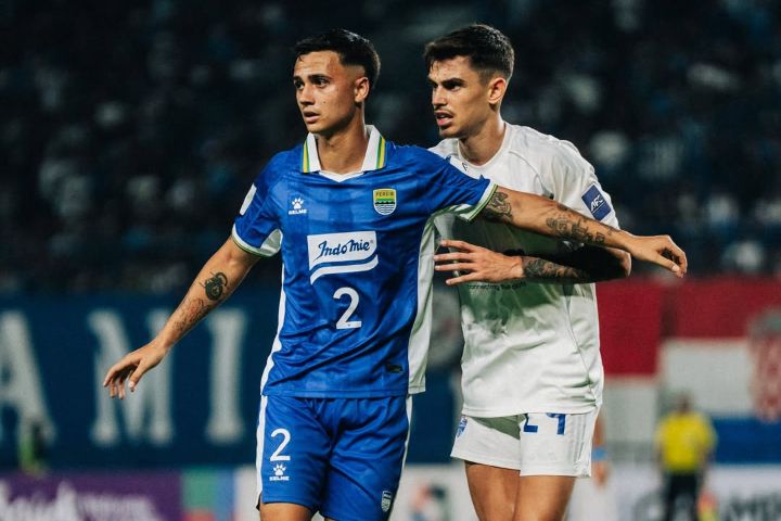 Bojan Hodak Bela Eliano Reijnders Usai Disindir Jeje: “Dia Pemain Top!”