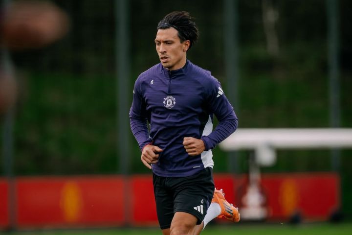 Trauma Cedera ACL, Bek MU Lisandro Martinez Sempat Berpikir Pensiun Dini