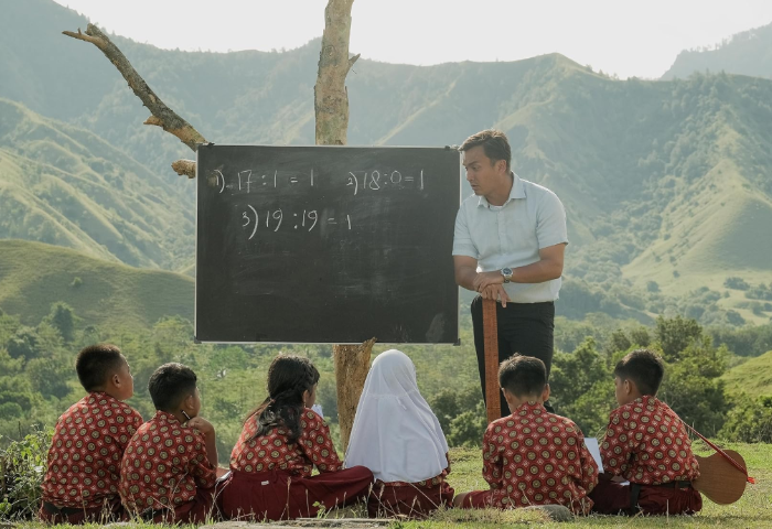 13 Film Indonesia Terbaru November 2025 di Bioskop, Cek Sebelum Ketinggalan!