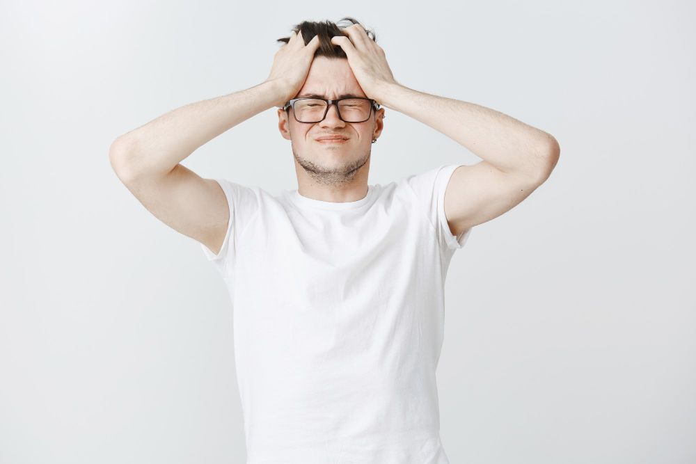 Cintanya Aman, Tapi Pikirannya Nggak Tenang? Ini Cara Mengatasi Relationship Anxiety Biar Hubungan Langgeng