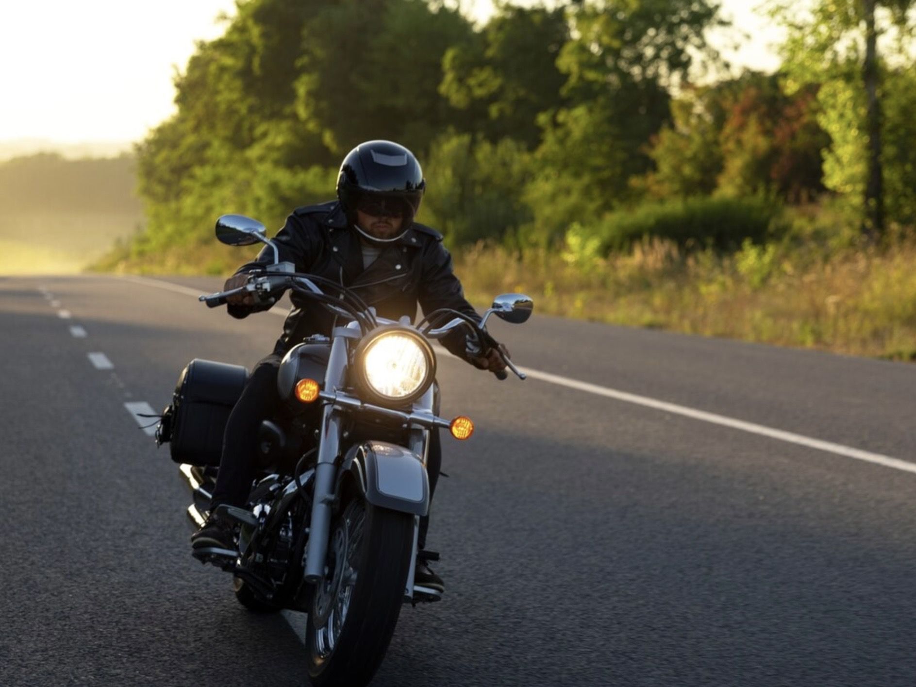 17 Ide Bio Instagram Pecinta Touring dalam Bahasa Inggris, Simpel tapi Keren Banget!