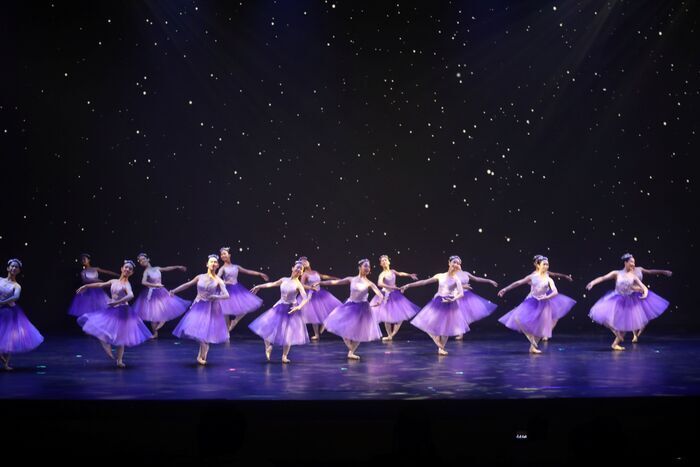 Perkuat Talenta Lokal di Panggung Global, Etoile Dance Center dan Ballet Manila Gelar Cinderella