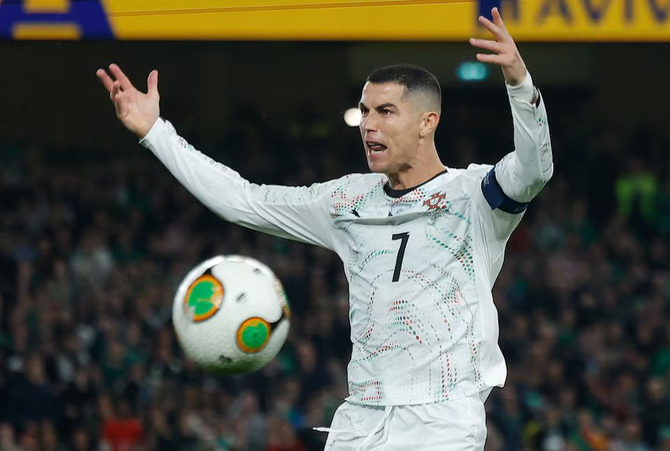 Roberto Martinez Nilai Kartu Merah Cristiano Ronaldo Terlalu Berlebihan