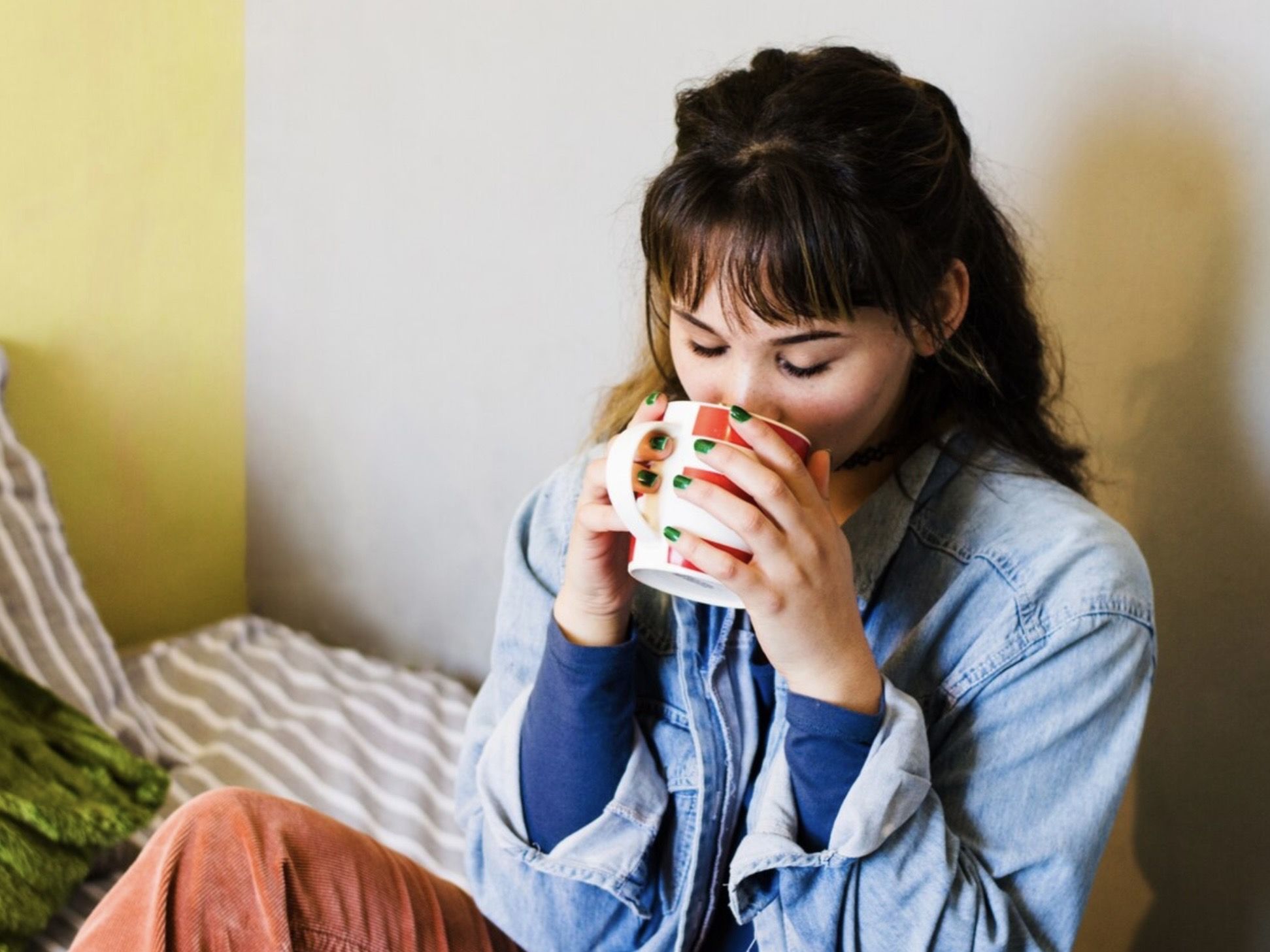 7 Minuman Pereda Nyeri Haid yang Wajib Kamu Coba