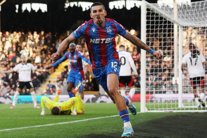 Bek Andalan Crystal Palace Ini Jadikan Manchester United Sebagai Klub Impiannya