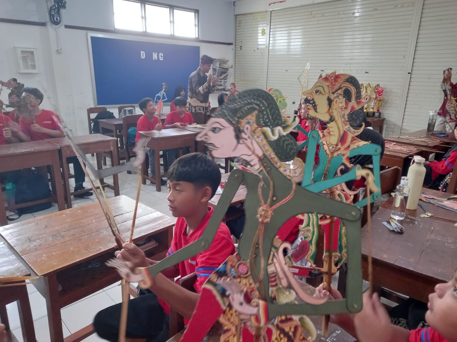 Edukasi Seru: Animasi, Dolanan, dan Wayang Kulit Warnai Kelas Inspirasi di SD Muhammadiyah