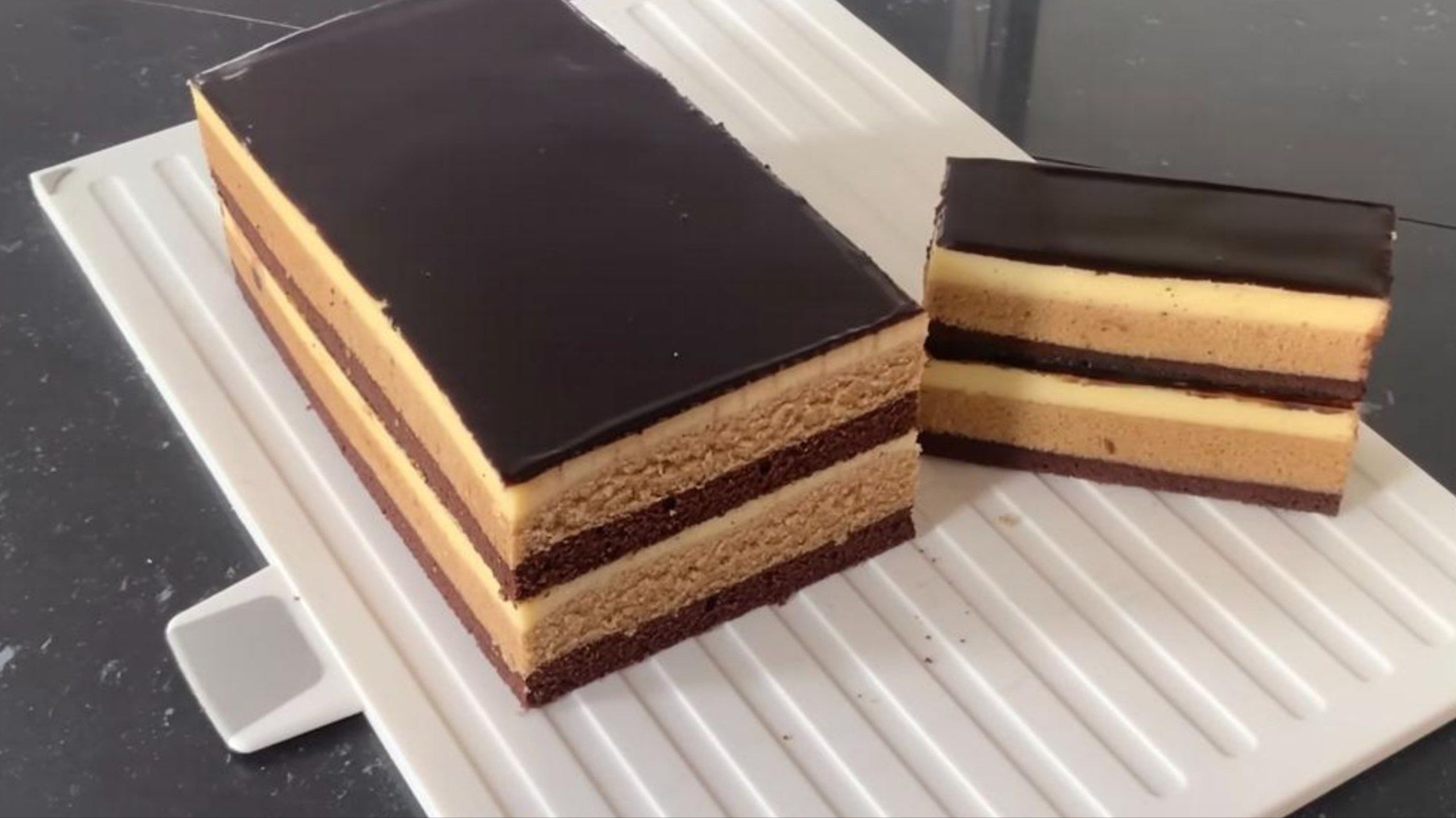 17 Ide Nama Usaha Bolu Kukus Tiramisu Keju yang Kekinian dan Mudah Diingat