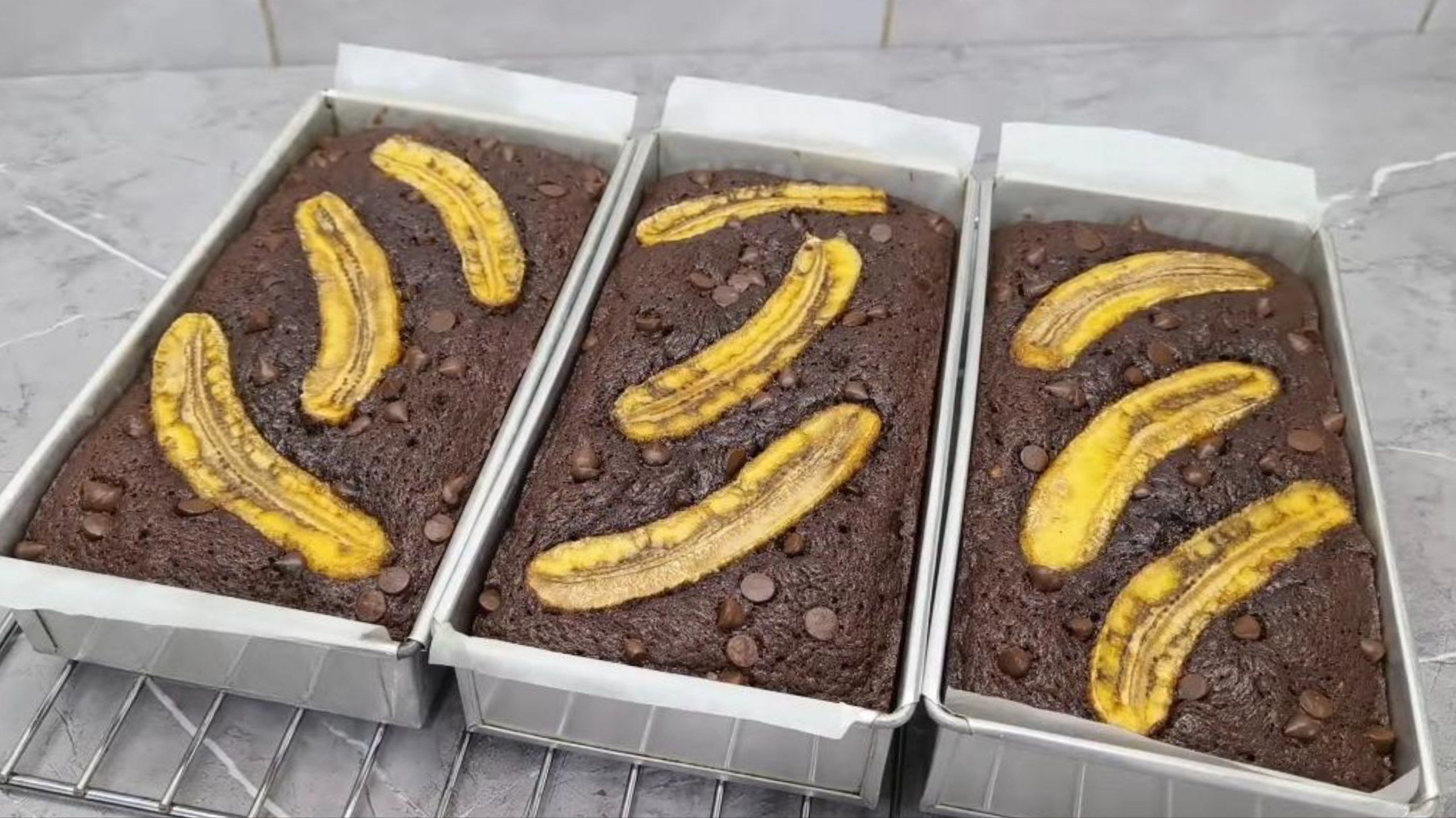 17 Ide Nama Usaha Bolu Pisang Cokelat yang Bikin Nagih