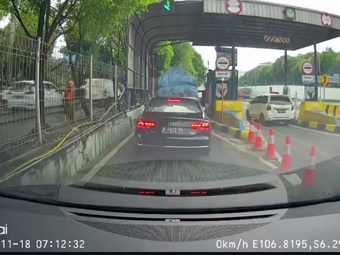 Seberapa Penting Pasang Dashcam Mobil? Buat yang Mobilitasnya Tinggi Wajib Paham!