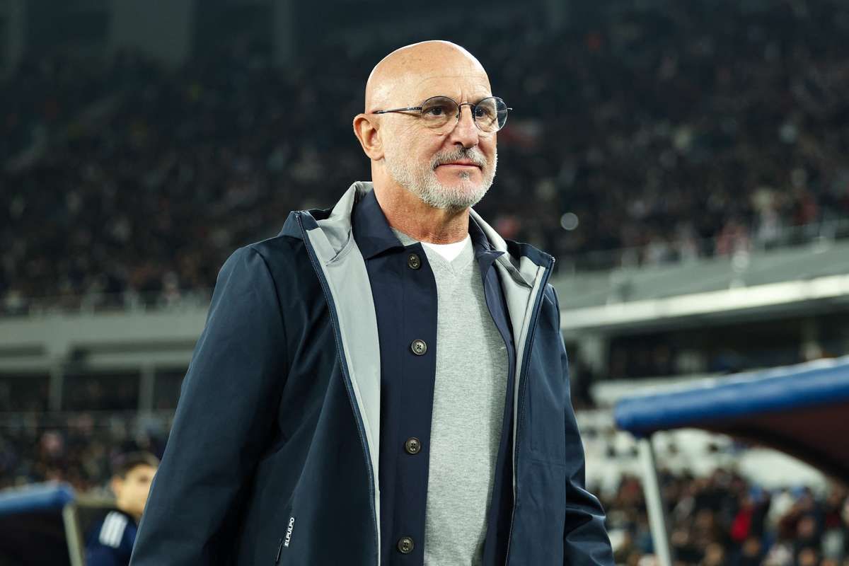 Pelatih Luis De la Fuente Gak Mau Jemawa Timnas Spanyol Disebut Jadi Favorit Juara Piala Dunia 2026