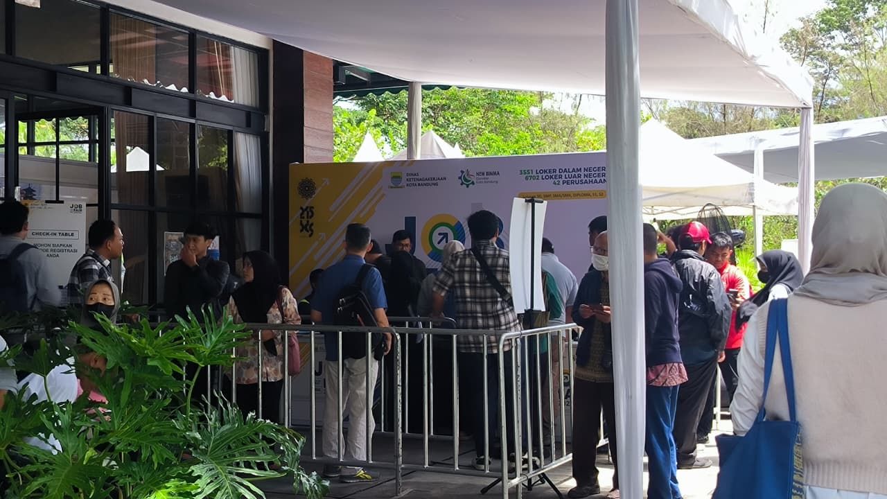 Job Fair Bandung Diminati, Layanan Konseling Karier Diserbu Pencari Kerja