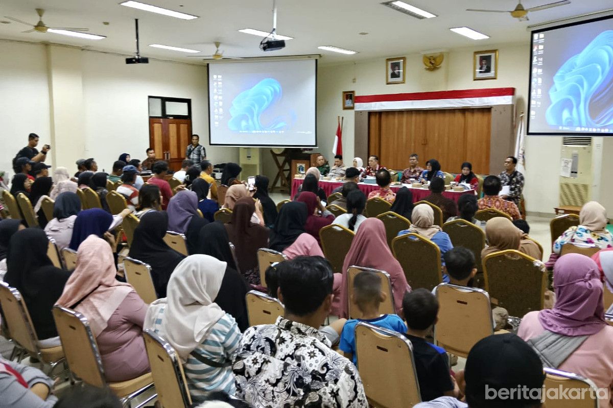 Pemkot Jaktim Sosialisasikan Pengembalian Fungsi TPU Kober dan Kebon Nanas