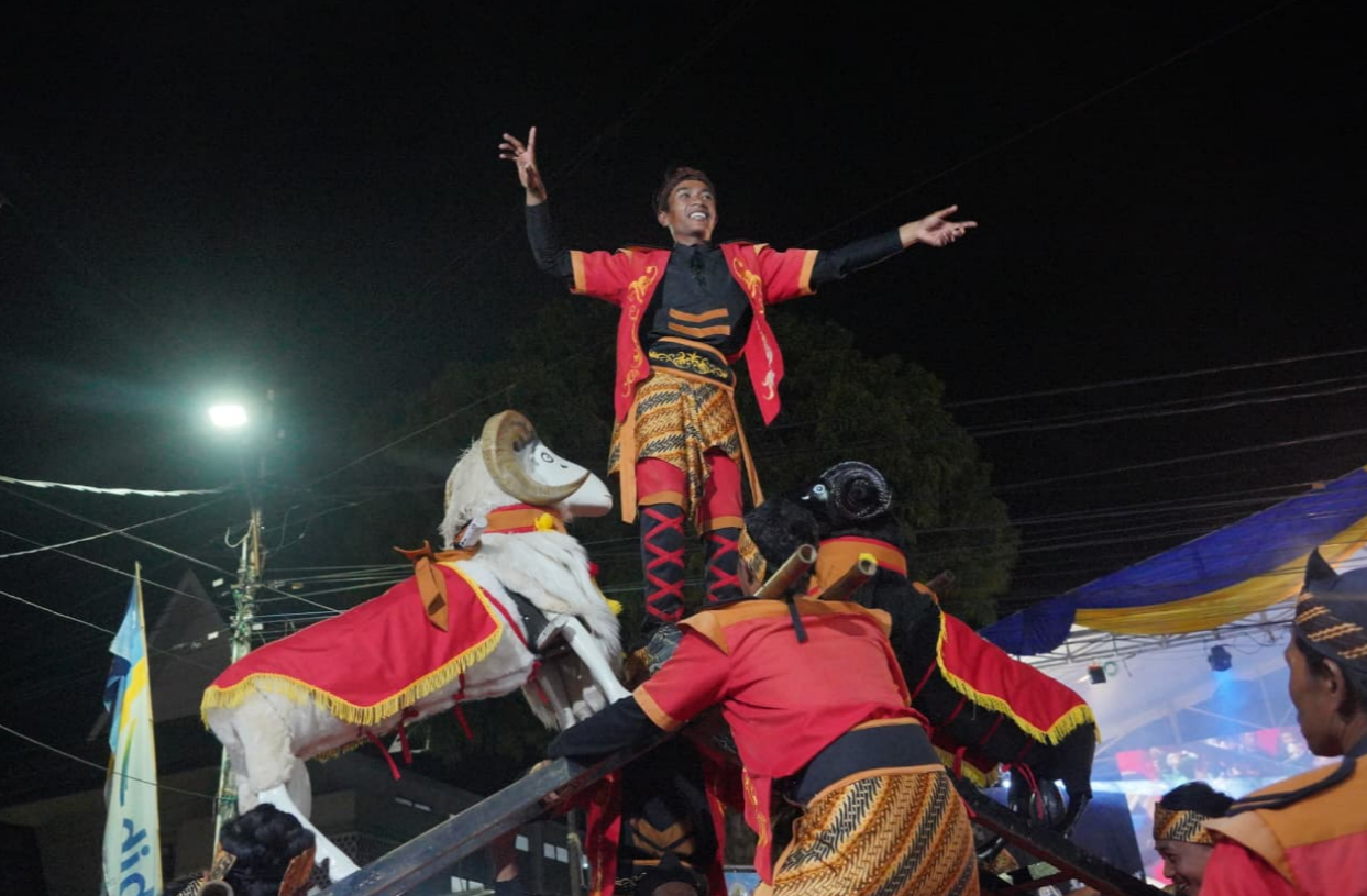 Bupati Garut Resmi Buka Gebyar Pesona Budaya Garut 2025