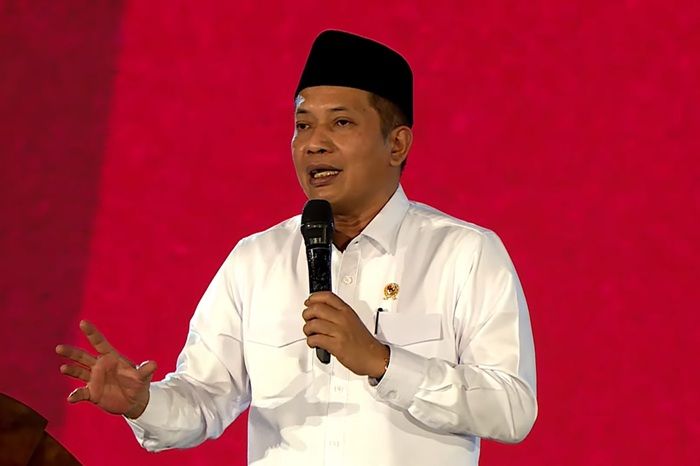 Di Acara IPK, Menkop Ferry Ajak Generasi Muda Manfaatkan Peluang Cuan di Kopdes Merah Putih