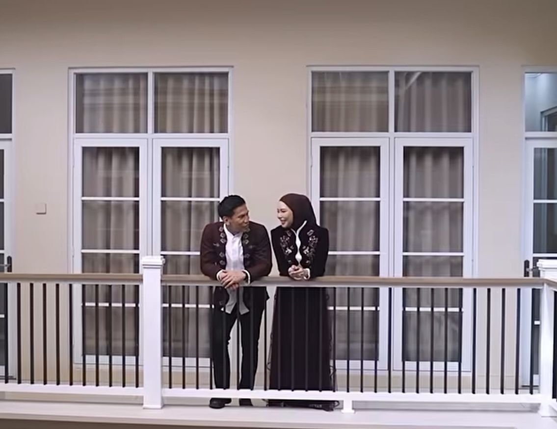 Selamat! Selebgram Dara Arafah Dilamar Rehan Mubarak, Penuh Haru dan Intim