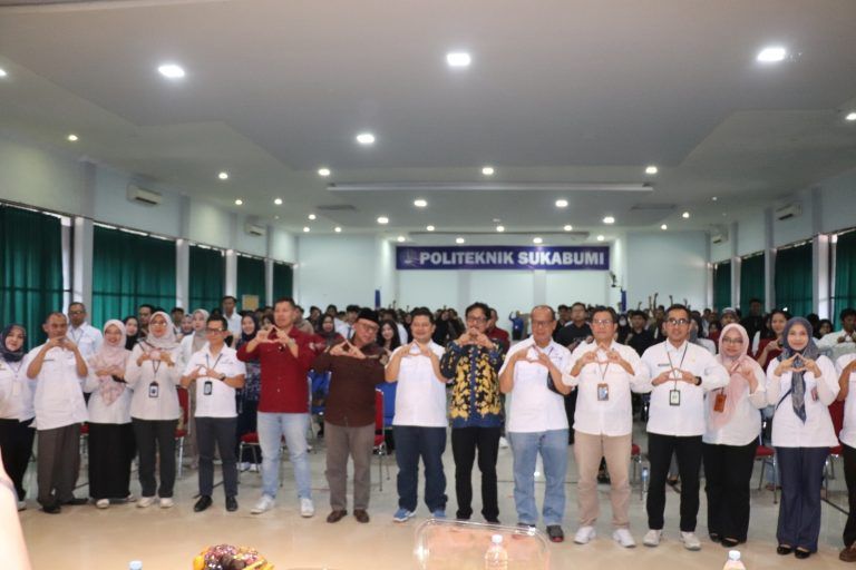 1.616 Pencari Kerja Padati Career Day Disnaker Kota Sukabumi