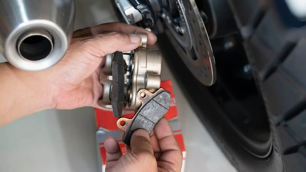 Kenali 3 Penyebab Rem Motor Matic Berdecit yang Harus Dipahami, Jangan Disepelekan!
