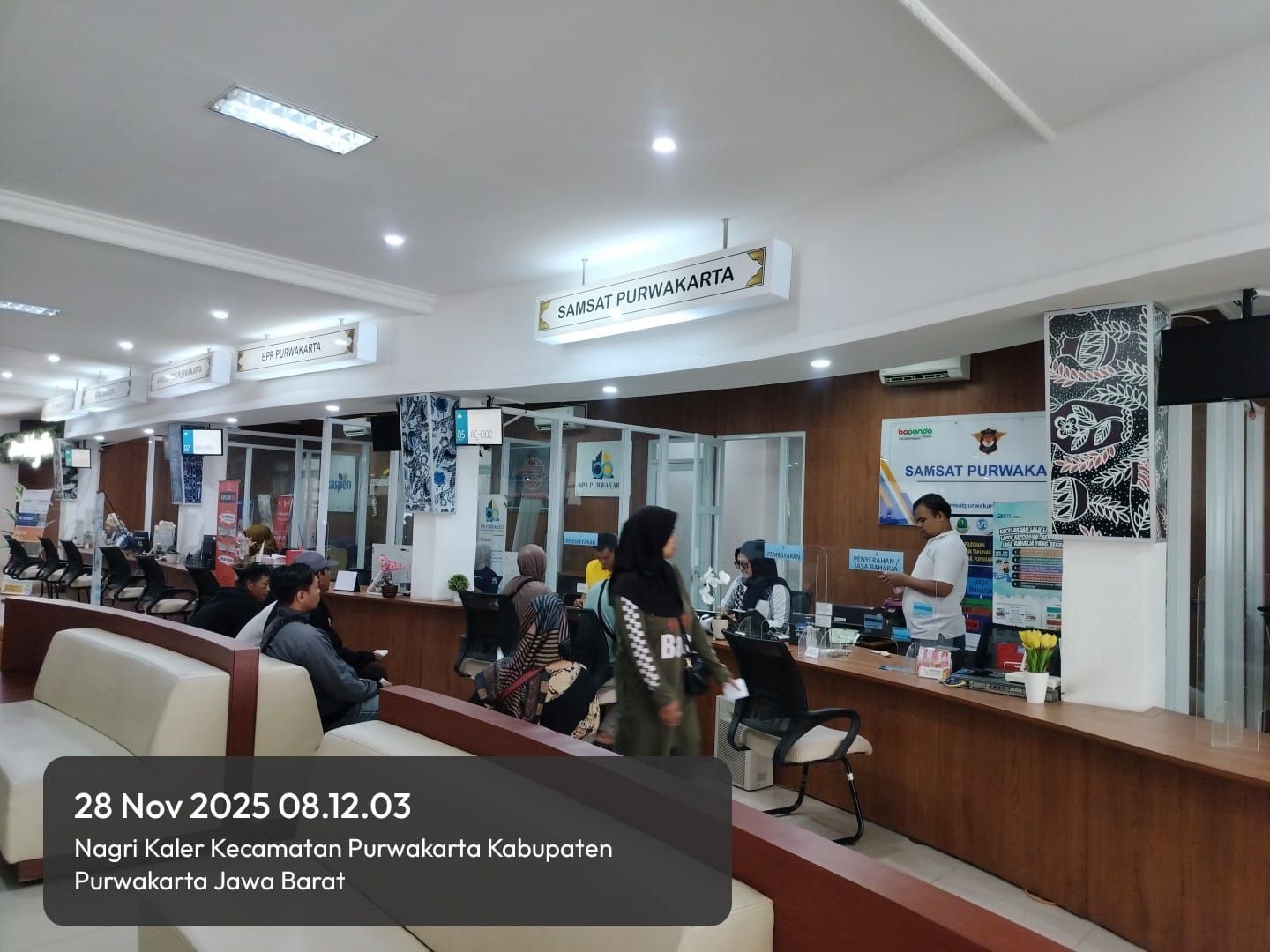 Polantas Purwakarta Hadir di MPP Madukara dengan Program “Polantas Menyapa”